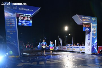 HO CHI MINH CITY NIGHT RUN EXIMBANK 2024 - Ảnh #2059061