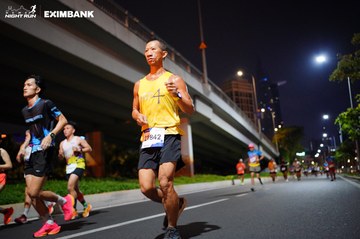 HO CHI MINH CITY NIGHT RUN EXIMBANK 2024 - Ảnh #1988999