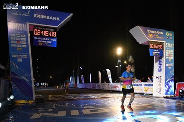 HO CHI MINH CITY NIGHT RUN EXIMBANK 2024 - Ảnh #2065250