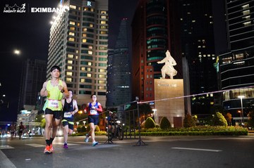 HO CHI MINH CITY NIGHT RUN EXIMBANK 2024 - Ảnh #1989406