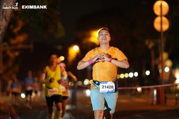 HO CHI MINH CITY NIGHT RUN EXIMBANK 2024 - Ảnh #2160487