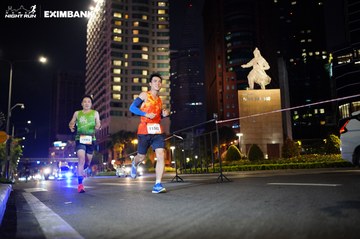 HO CHI MINH CITY NIGHT RUN EXIMBANK 2024 - Ảnh #1989367