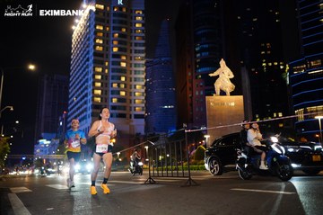 HO CHI MINH CITY NIGHT RUN EXIMBANK 2024 - Ảnh #1989240