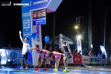 HO CHI MINH CITY NIGHT RUN EXIMBANK 2024 - Ảnh #2033394
