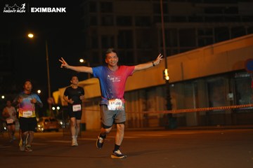 HO CHI MINH CITY NIGHT RUN EXIMBANK 2024 - Ảnh #2032684