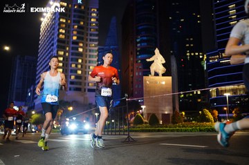 HO CHI MINH CITY NIGHT RUN EXIMBANK 2024 - Ảnh #1989333