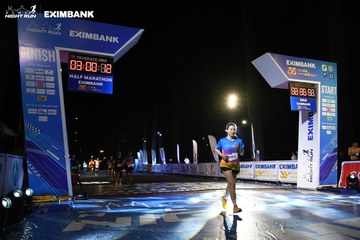 HO CHI MINH CITY NIGHT RUN EXIMBANK 2024 - Ảnh #2061050