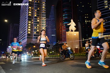 HO CHI MINH CITY NIGHT RUN EXIMBANK 2024 - Ảnh #1989619