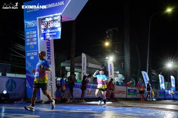 HO CHI MINH CITY NIGHT RUN EXIMBANK 2024 - Ảnh #2033881
