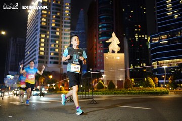 HO CHI MINH CITY NIGHT RUN EXIMBANK 2024 - Ảnh #1989520