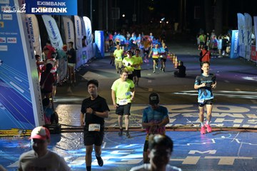 HO CHI MINH CITY NIGHT RUN EXIMBANK 2024 - Ảnh #2031394