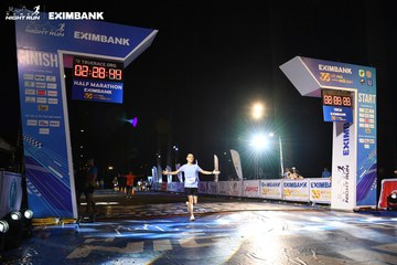 HO CHI MINH CITY NIGHT RUN EXIMBANK 2024 - Ảnh #2064264