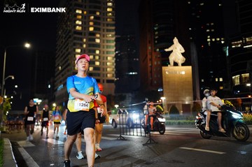 HO CHI MINH CITY NIGHT RUN EXIMBANK 2024 - Ảnh #1991310