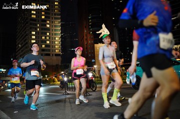 HO CHI MINH CITY NIGHT RUN EXIMBANK 2024 - Ảnh #1989658