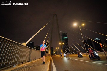 HO CHI MINH CITY NIGHT RUN EXIMBANK 2024 - Ảnh #2027427