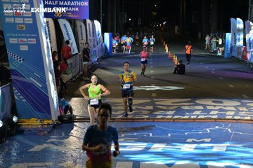 HO CHI MINH CITY NIGHT RUN EXIMBANK 2024 - Ảnh #2029976