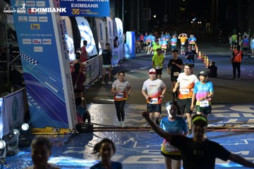HO CHI MINH CITY NIGHT RUN EXIMBANK 2024 - Ảnh #2031471