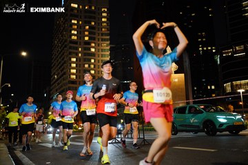 HO CHI MINH CITY NIGHT RUN EXIMBANK 2024 - Ảnh #1989801