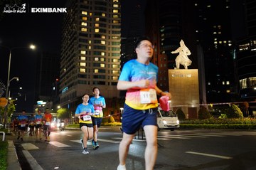 HO CHI MINH CITY NIGHT RUN EXIMBANK 2024 - Ảnh #1991237