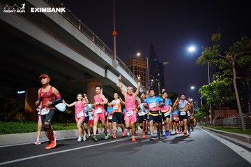 HO CHI MINH CITY NIGHT RUN EXIMBANK 2024 - Ảnh #1988936