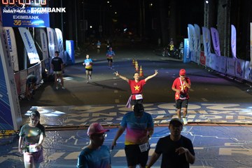HO CHI MINH CITY NIGHT RUN EXIMBANK 2024 - Ảnh #2026313