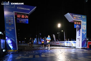 HO CHI MINH CITY NIGHT RUN EXIMBANK 2024 - Ảnh #2059788