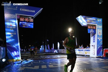 HO CHI MINH CITY NIGHT RUN EXIMBANK 2024 - Ảnh #2065906