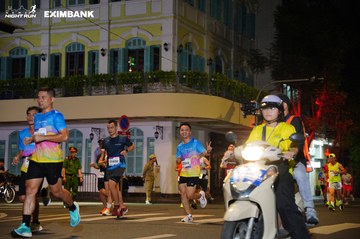 HO CHI MINH CITY NIGHT RUN EXIMBANK 2024 - Ảnh #2031295