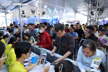 HO CHI MINH CITY NIGHT RUN EXIMBANK 2024 - Ảnh #1964282