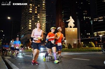 HO CHI MINH CITY NIGHT RUN EXIMBANK 2024 - Ảnh #1990608
