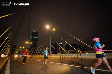 HO CHI MINH CITY NIGHT RUN EXIMBANK 2024 - Ảnh #2025030