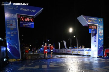 HO CHI MINH CITY NIGHT RUN EXIMBANK 2024 - Ảnh #2059894