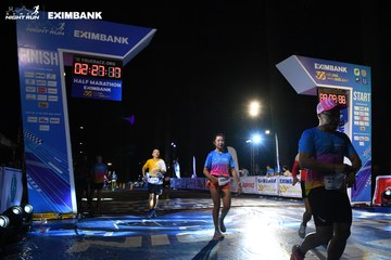 HO CHI MINH CITY NIGHT RUN EXIMBANK 2024 - Ảnh #2063085