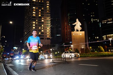 HO CHI MINH CITY NIGHT RUN EXIMBANK 2024 - Ảnh #1990795
