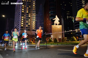 HO CHI MINH CITY NIGHT RUN EXIMBANK 2024 - Ảnh #1989663