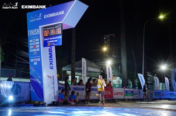 HO CHI MINH CITY NIGHT RUN EXIMBANK 2024 - Ảnh #2033177