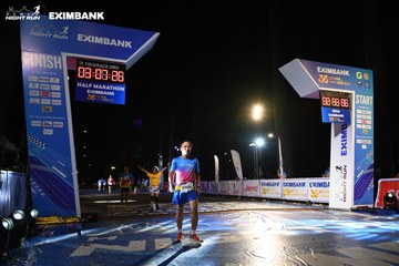 HO CHI MINH CITY NIGHT RUN EXIMBANK 2024 - Ảnh #2066035