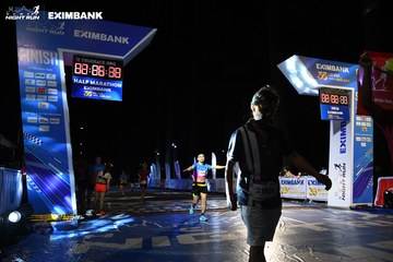 HO CHI MINH CITY NIGHT RUN EXIMBANK 2024 - Ảnh #2062242
