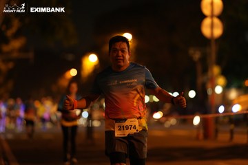 HO CHI MINH CITY NIGHT RUN EXIMBANK 2024 - Ảnh #2160790