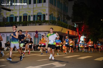 HO CHI MINH CITY NIGHT RUN EXIMBANK 2024 - Ảnh #2031554