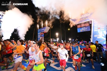 HO CHI MINH CITY NIGHT RUN EXIMBANK 2024 - Ảnh #1971070