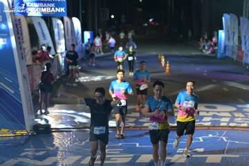 HO CHI MINH CITY NIGHT RUN EXIMBANK 2024 - Ảnh #2034498