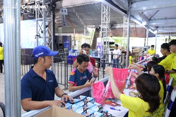 HO CHI MINH CITY NIGHT RUN EXIMBANK 2024 - Ảnh #1964333