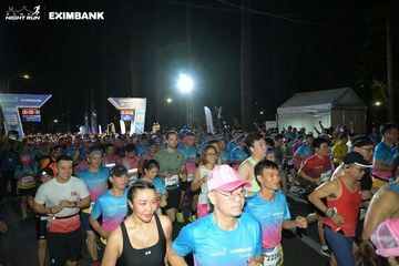 HO CHI MINH CITY NIGHT RUN EXIMBANK 2024 - Ảnh #1970751