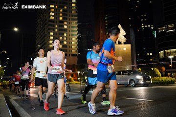 HO CHI MINH CITY NIGHT RUN EXIMBANK 2024 - Ảnh #1990458