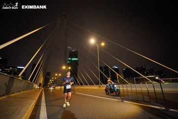 HO CHI MINH CITY NIGHT RUN EXIMBANK 2024 - Ảnh #2026671