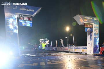 HO CHI MINH CITY NIGHT RUN EXIMBANK 2024 - Ảnh #2059113