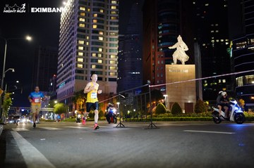 HO CHI MINH CITY NIGHT RUN EXIMBANK 2024 - Ảnh #1989337