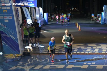 HO CHI MINH CITY NIGHT RUN EXIMBANK 2024 - Ảnh #2031928