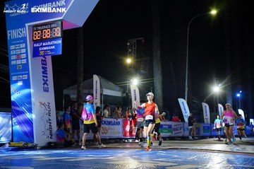 HO CHI MINH CITY NIGHT RUN EXIMBANK 2024 - Ảnh #2034783